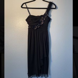 Black City Triangles One-Strap Prom Dress